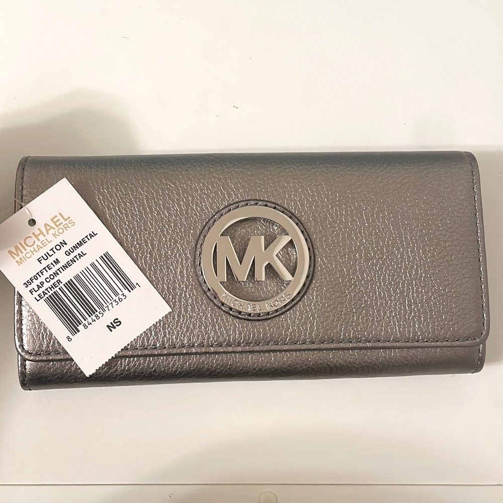 Michael Kors Fulton Leather Flap Wallet Gunmetal